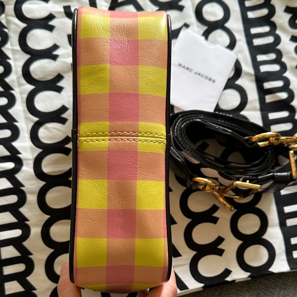 Marc Jacobs Flash Printed Crossbody Bag - Picture 9 of 15